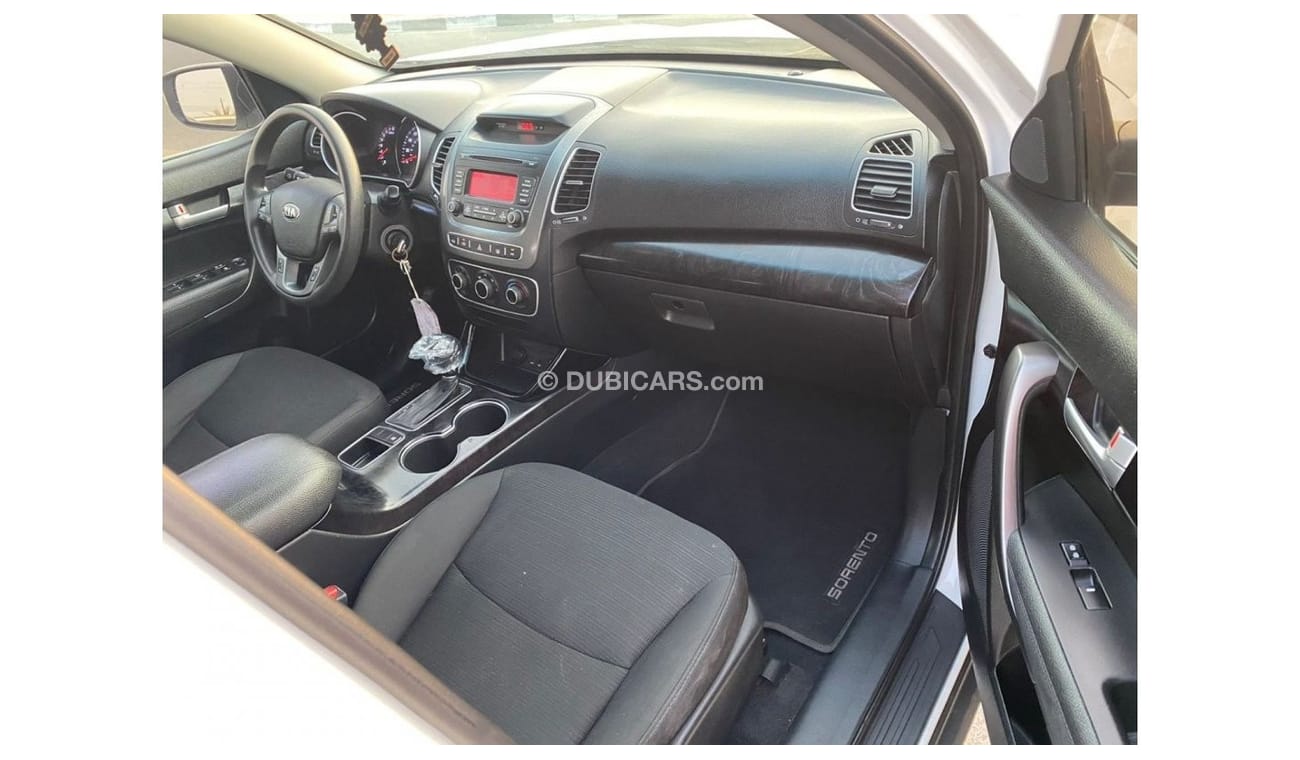 Kia Sorento 2014 KIA SORENTO / MID OPTION