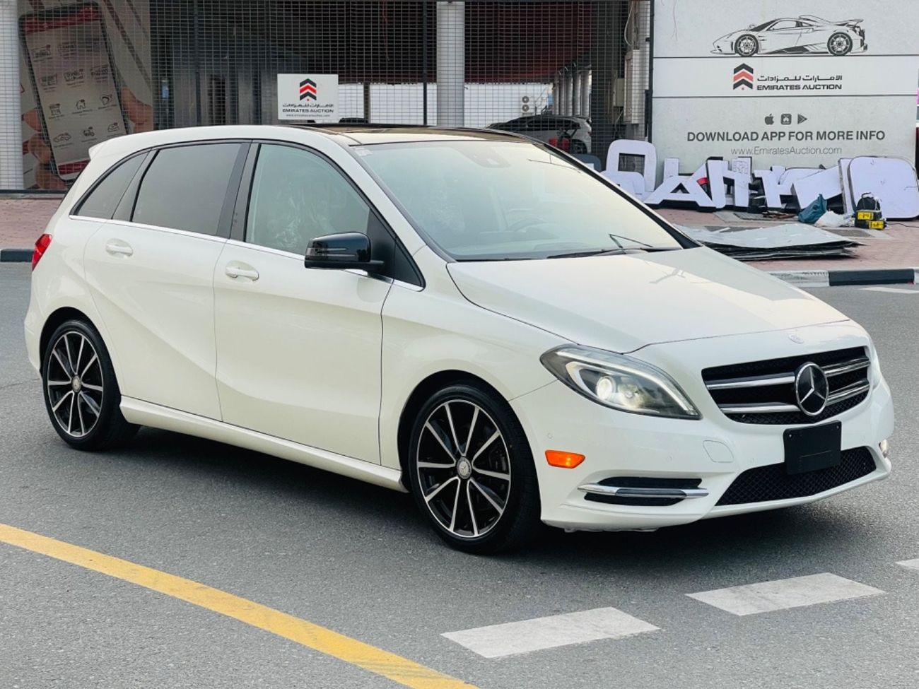 مرسيدس بنز B 220 Panorama full option