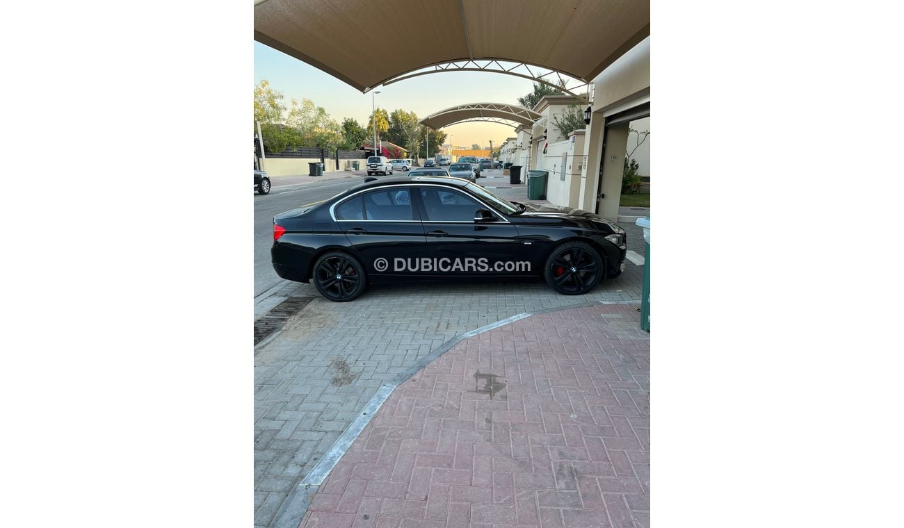 BMW 335i Luxury