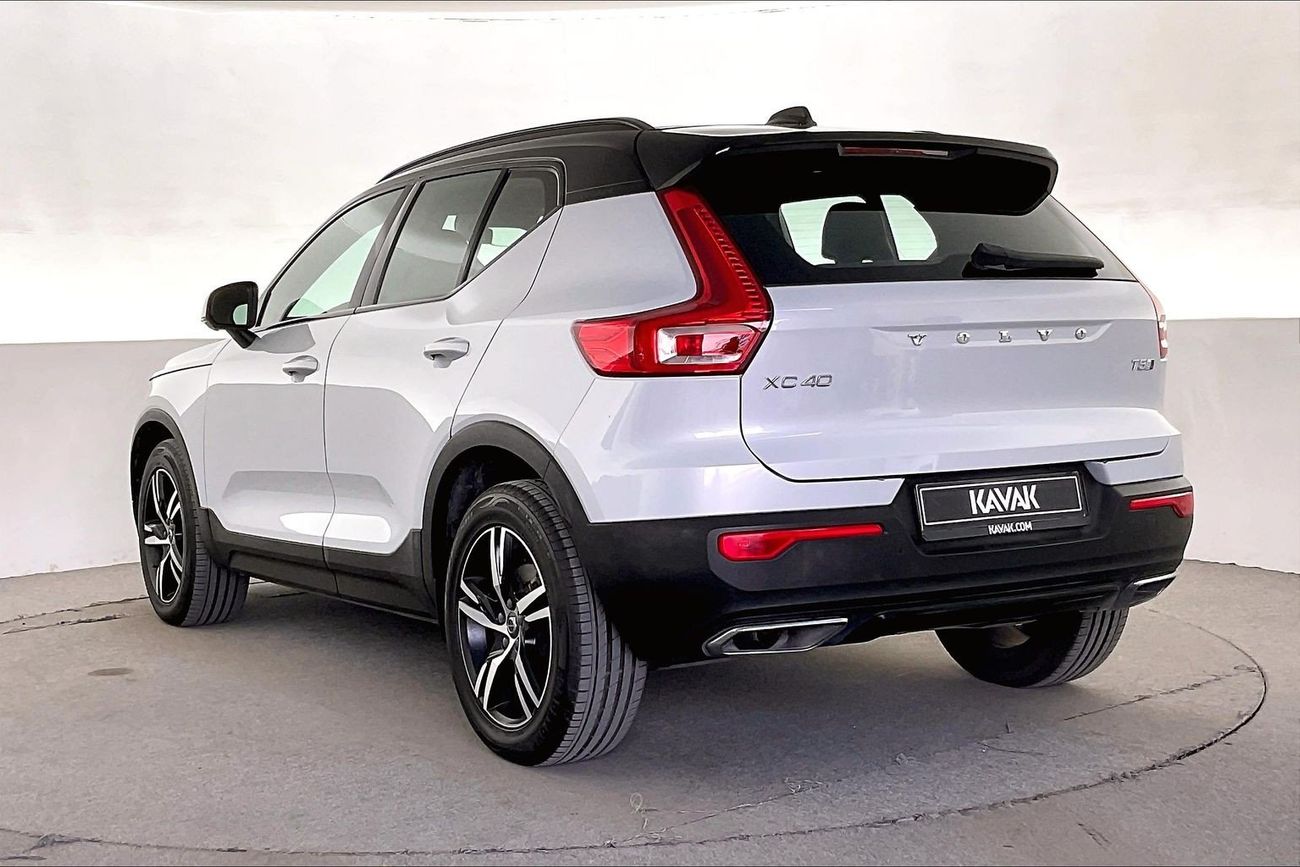 فولفو XC 40 T5 R Design | شامل الضمان | 0 ﺪﻔﻋﺓ ﺃﻮﻟﻯ