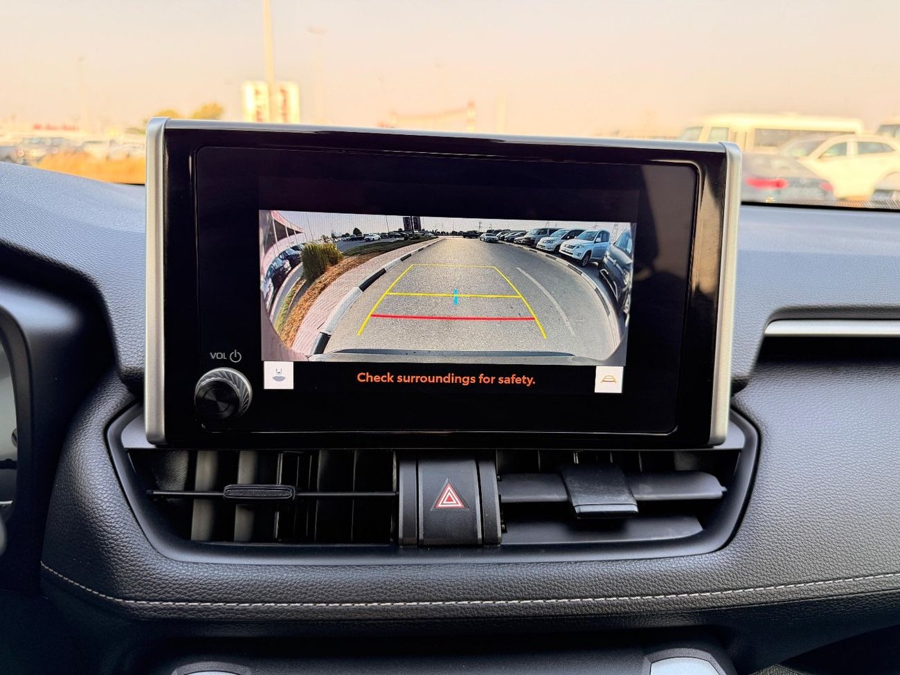 Toyota RAV4 2.5L (4WD) LE