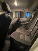 Nissan Sentra Sentra SV 1/2