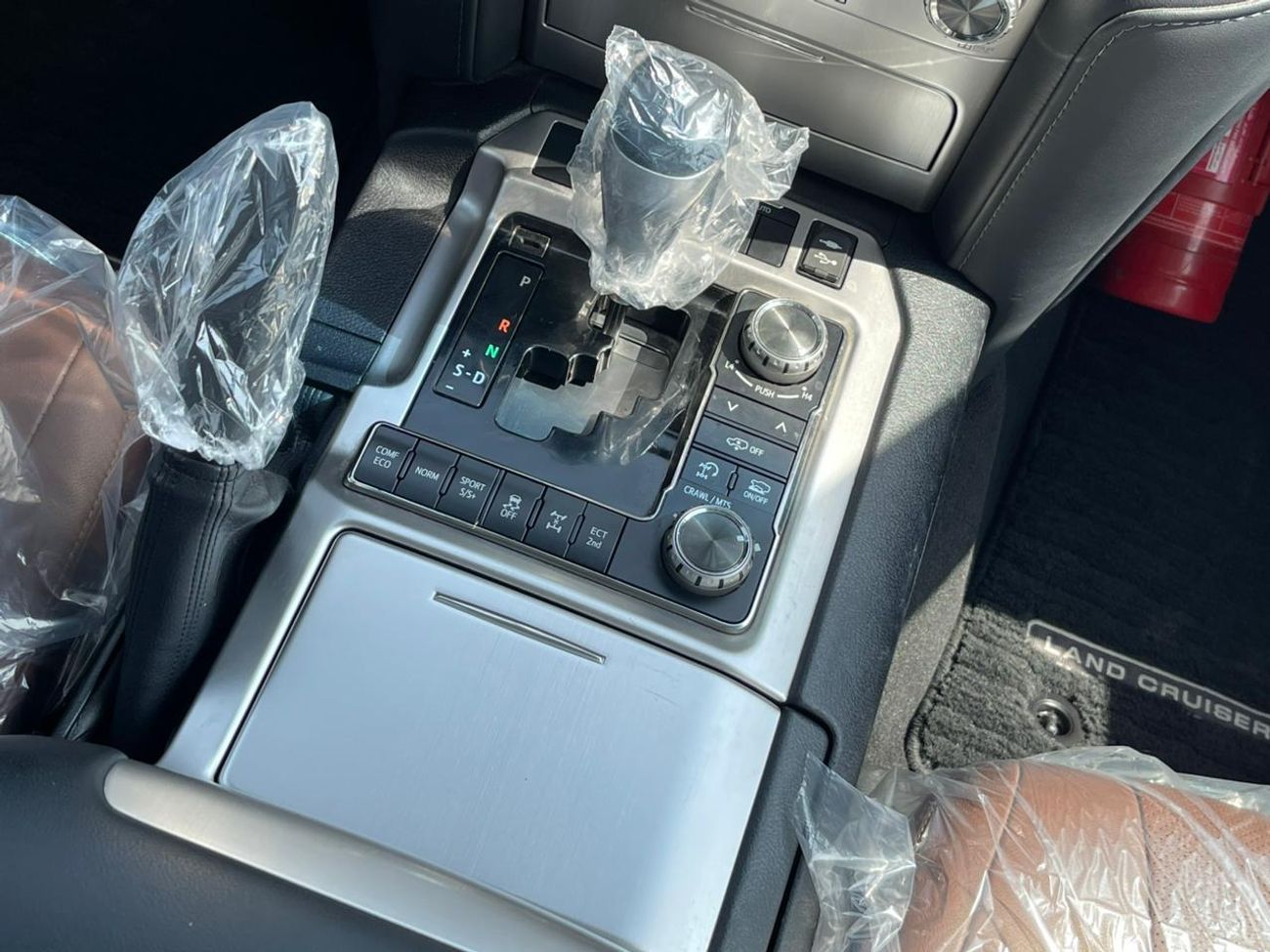 تويوتا لاند كروزر Toyota Land Cruiser VXS Grand Touring 2021 V8 5.7L