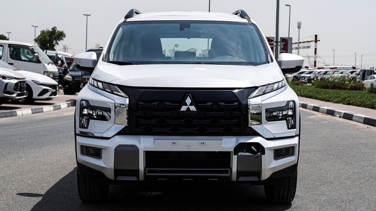 ميتسوبيشي إكسباندر كروس ميتسوبيشي إكسباندر كروس XP-CR-HL-26 2026 جديدة كلياً – 1.5 لتر 4 سلندر فئة High Line – مواصفات خليجي