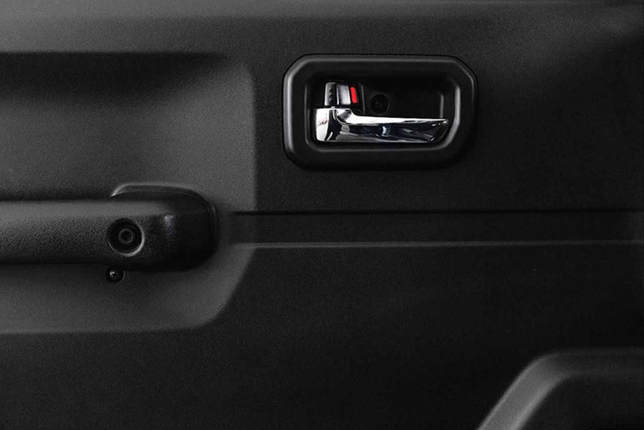 Suzuki Jimny 1.5L GLX (A/T)