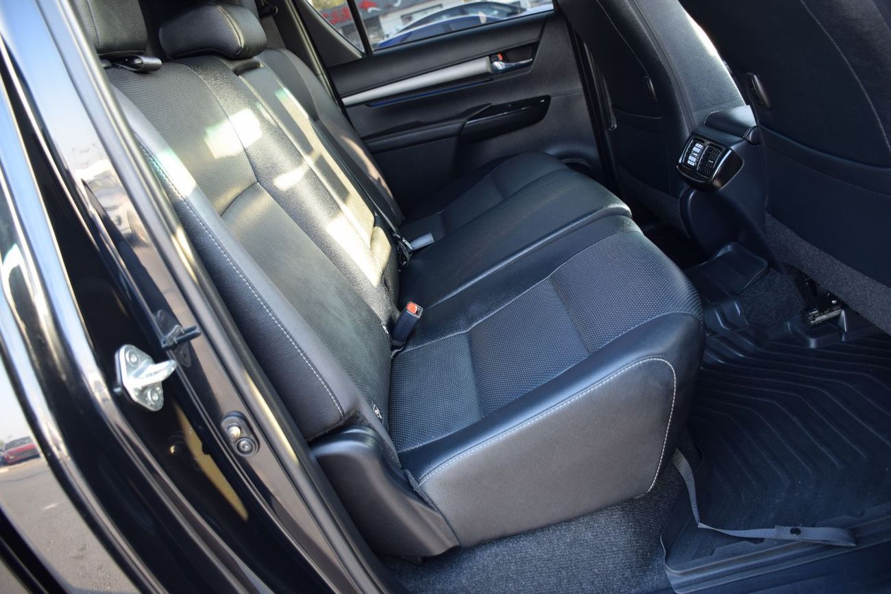 Toyota Hilux ROGUE 4X4 DIESEL FULL OPTION (RHD)