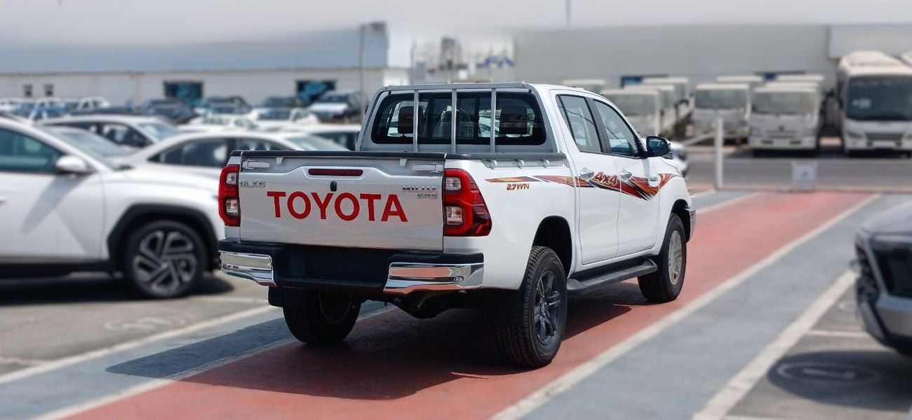 تويوتا هيلوكس Hilux 2.7L Petrol AT 4x4 2026YM