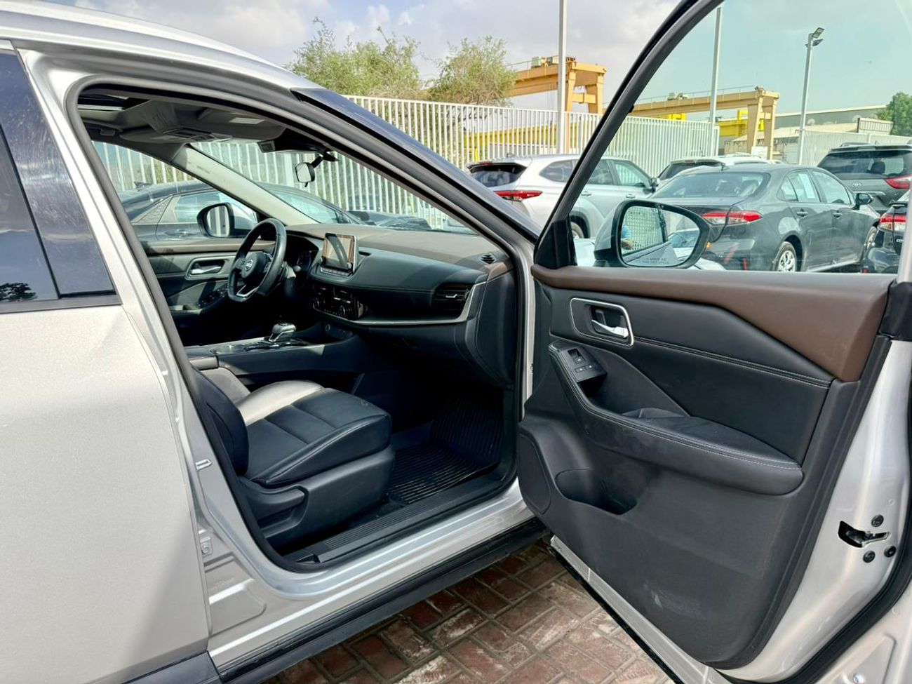 Nissan Rogue 2021 Nissan Rogue SV Paniramic roof 360 Camera