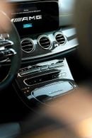 Mercedes Benz E63 AMG Mercedes E 63s AMG Carbon Fibre Package Japanese Specs