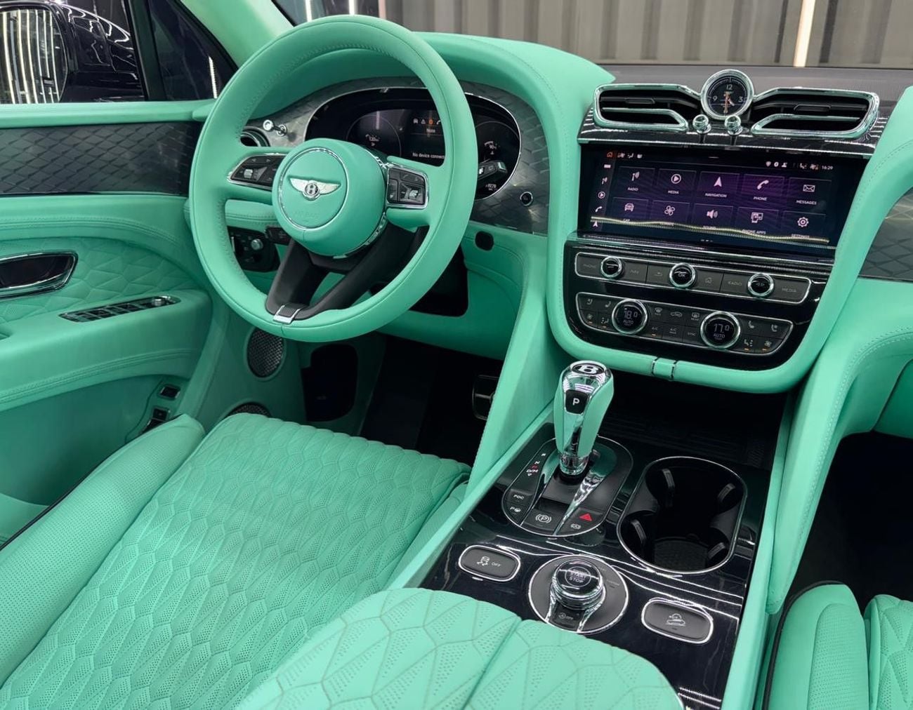 Bentley Bentayga FIRST EDITION