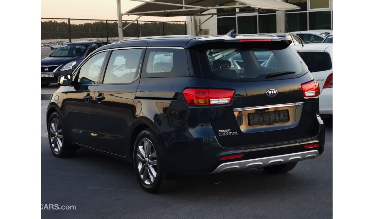 Kia Carnival Kia carnival 2016 GCC Specefecation