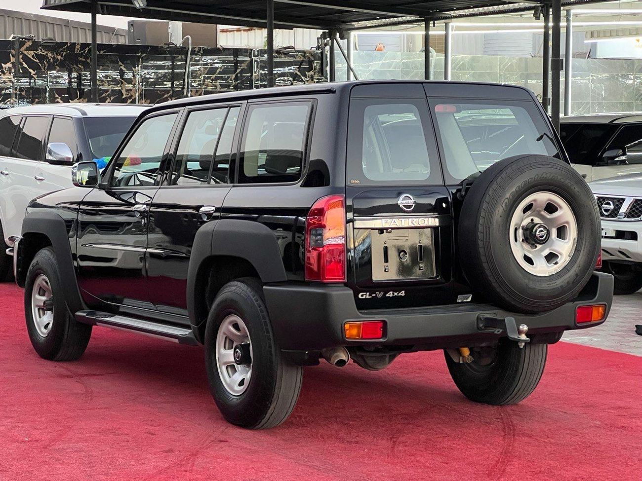 Nissan Patrol Nissan VTC GL 2009 Price: 49,000 dirhams Mileage: 215,000 km Gulf specifications Automatic gear  Ver