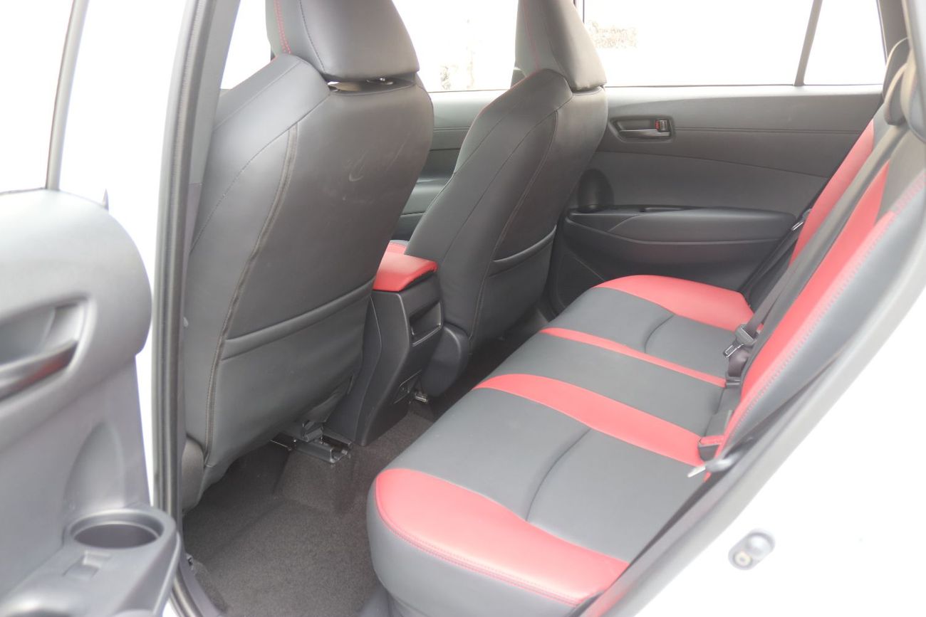 تويوتا فرونتلاندر 2.0L HYBRID, FACELIFT , ELECTREIC SEAT, LEATHER SEAT, SUNROOF, ELECTRIC BACK DOOR, MODEL 2025