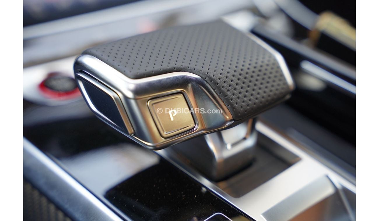 Audi RS Q8 2023 AUDI RS Q8 QUATTRO CARBON FIBER V8 4.0L AWD 0Km