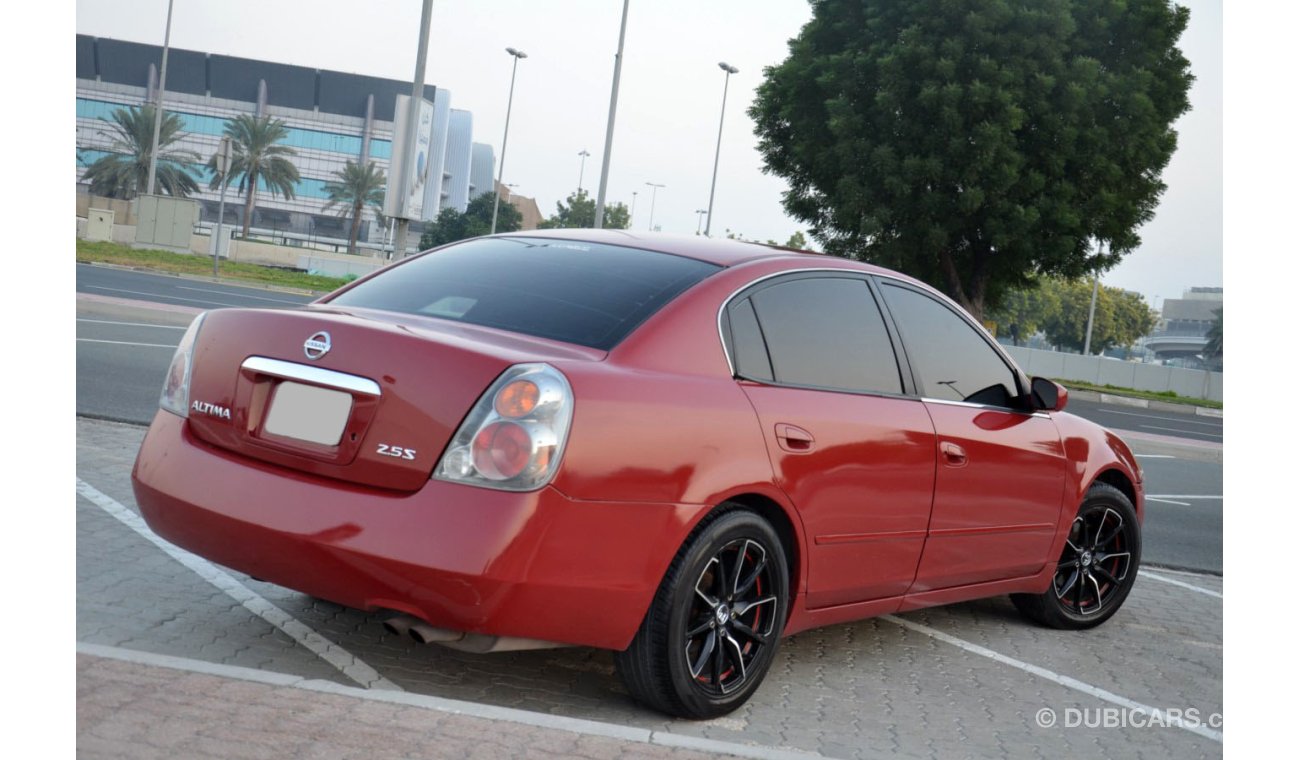 Nissan Altima 2.5S Mid Range Excellent Condition