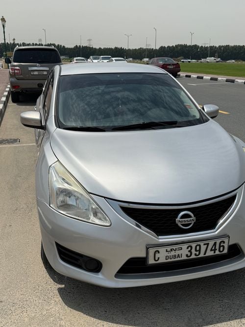 Nissan Tiida S 1.6L Hatchback