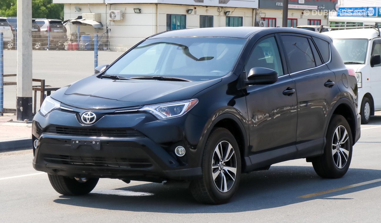 Toyota RAV4 TOYOTA RAV4 2018 LE -4X4 FULL OPTION - ALLOY RIMS( 3000 Miles Only ) LIKE NEW CAR