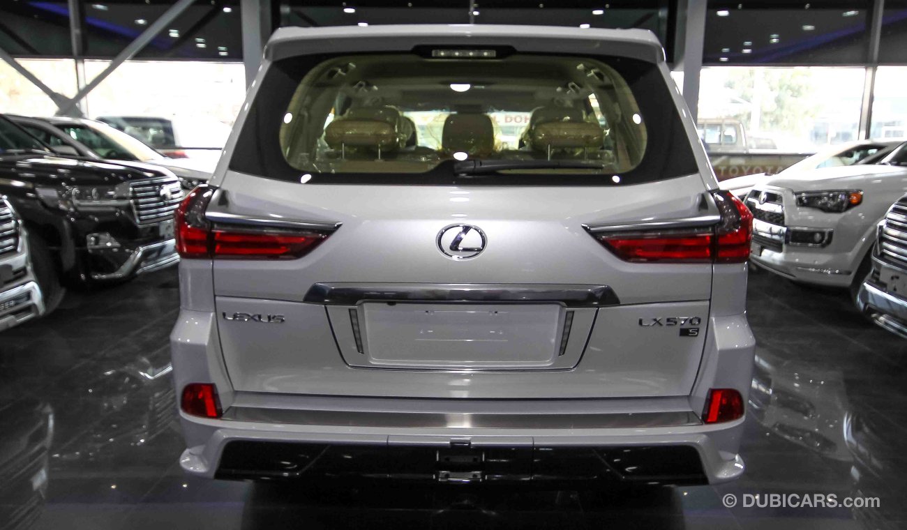 Lexus LX570 S