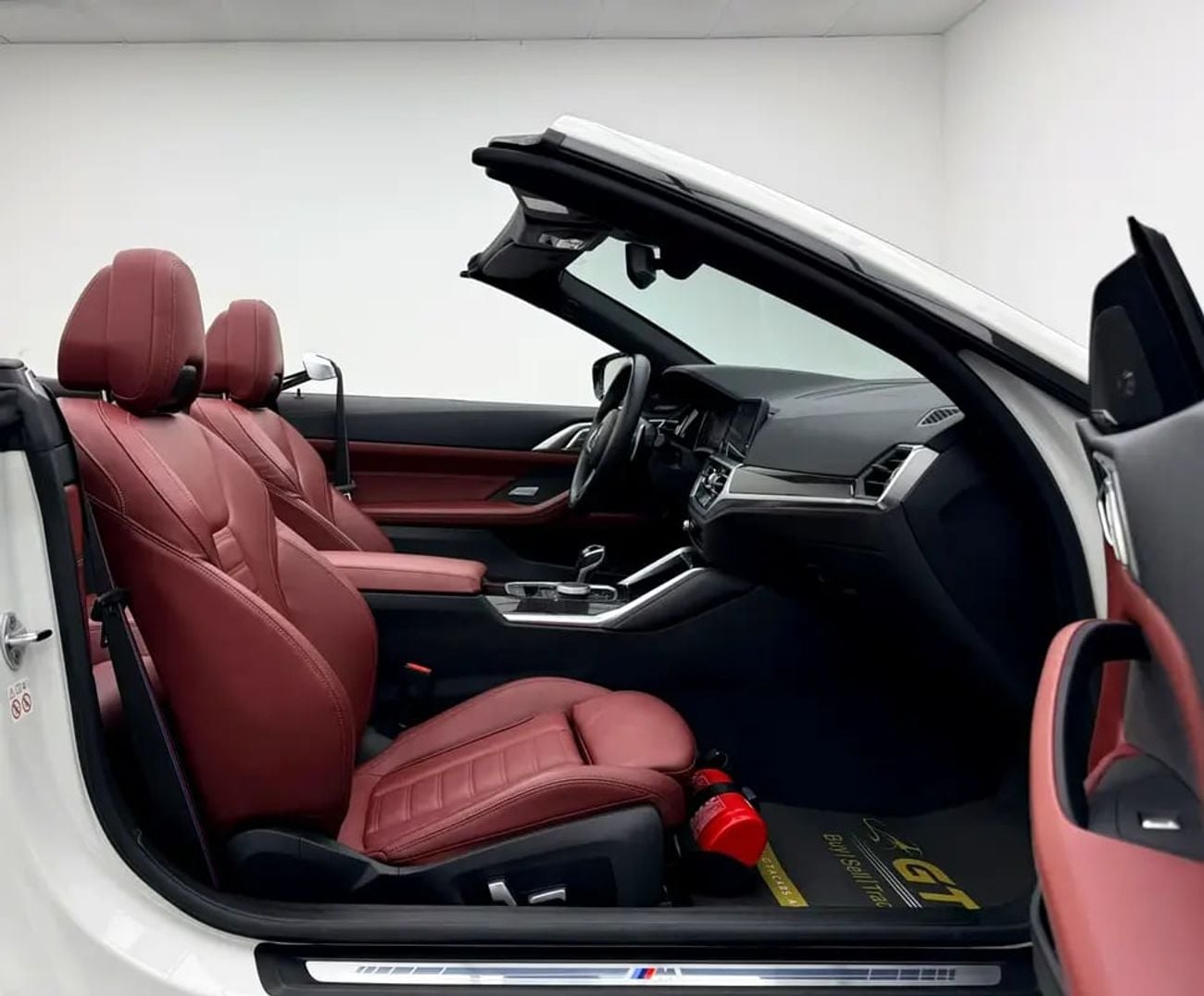 بي أم دبليو 430i 430i M-Sport Convertible, Warranty, Full Service History, Fully Loaded, GCC