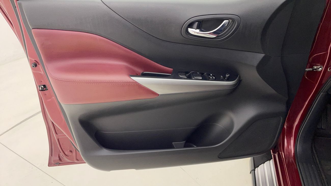 نيسان إكستيرا PLATINUM 2.5 | بدون دفعة مقدمة | اختبار القيادة في المنزل