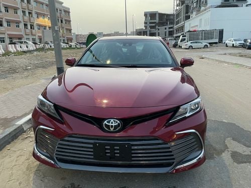 تويوتا كامري LE