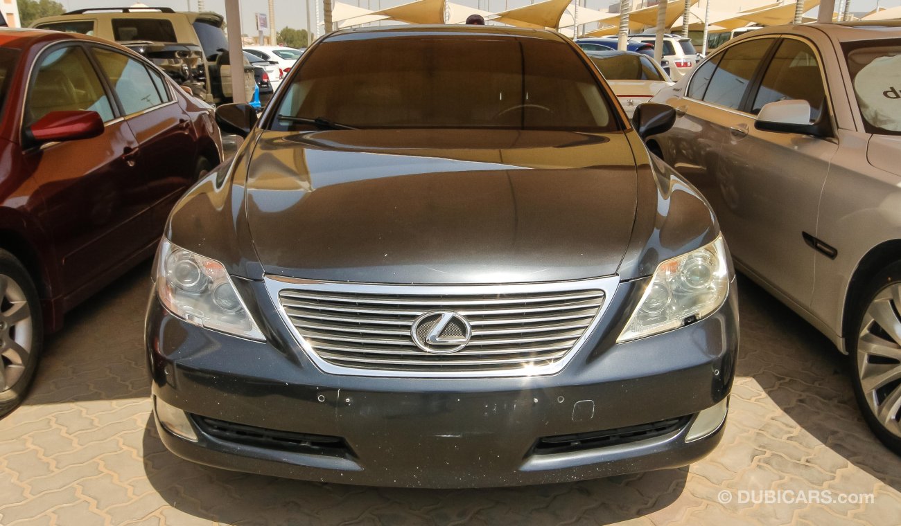 Lexus LS460