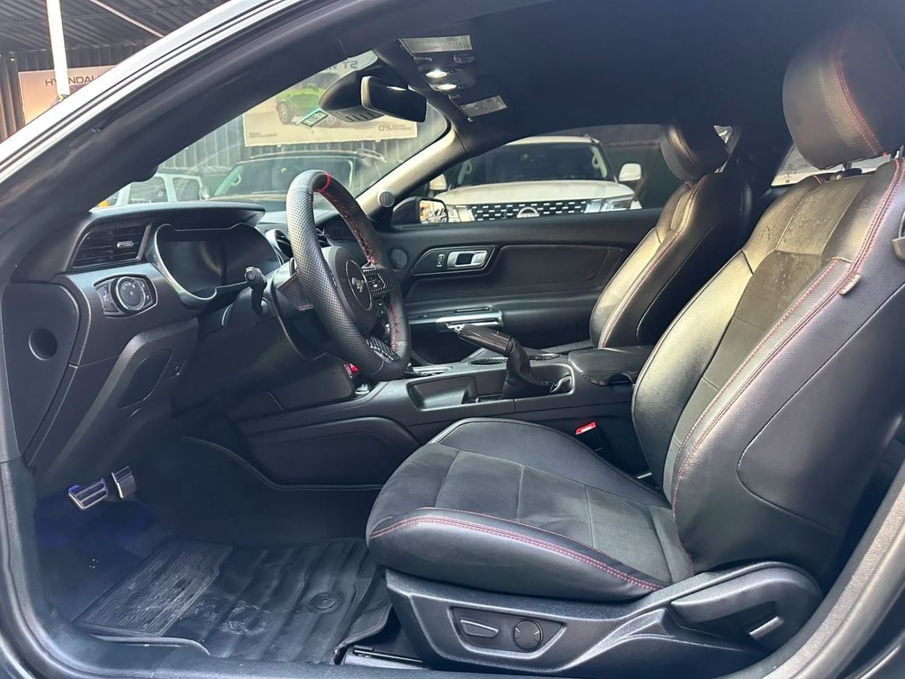 Ford Mustang GT PREMIUM