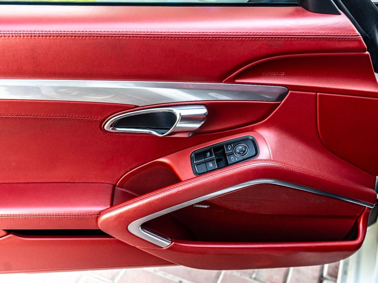 Porsche 911 Carrera S 3.8L (385 HP) Coupe