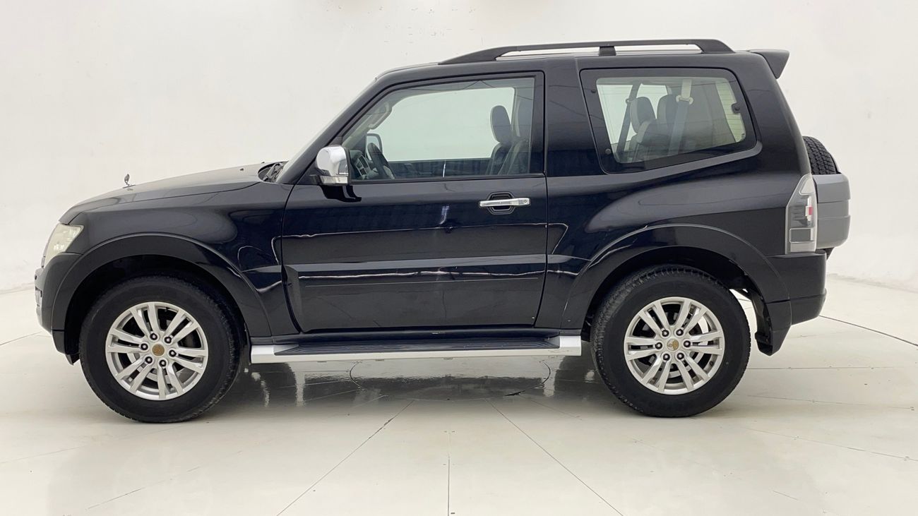 ميتسوبيشي باجيرو GLS HIGHLINE 3.8 | بدون دفعة مقدمة | اختبار القيادة في المنزل