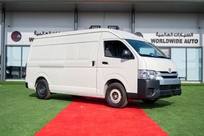 Toyota Hiace PETROL 2.7 HIGHROOF CARGO MANUAL TRANSMISSION