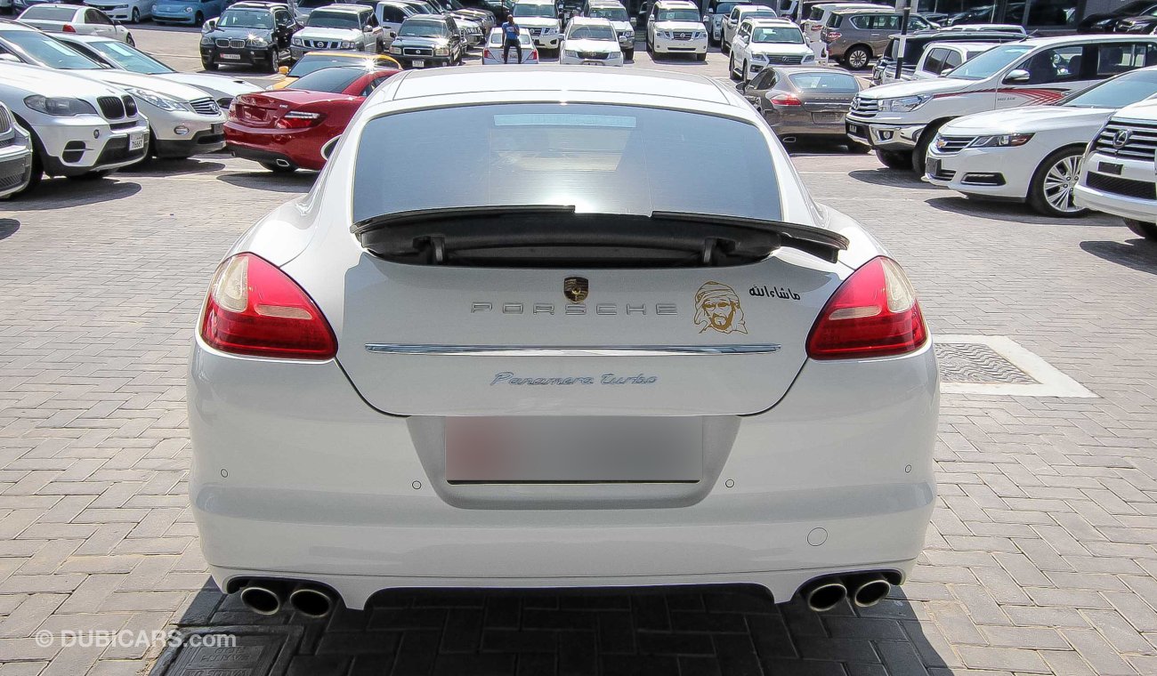 Porsche Panamera Turbo