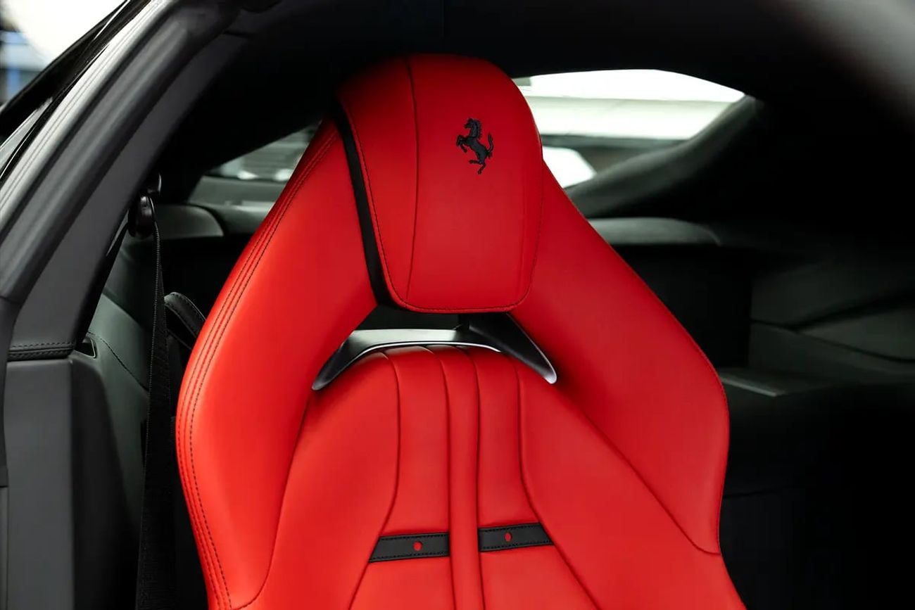 Ferrari 812 FERRARI | 812 SUPERFAST | GCC SPECS | DEALER WARRANTY + SERVICE CONTRACT ( AL TAYER )