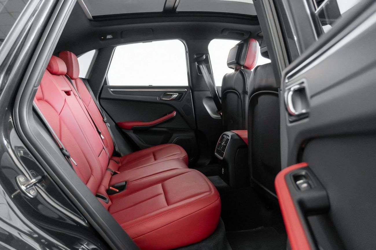 Porsche Macan Std 2.0L (260 HP)