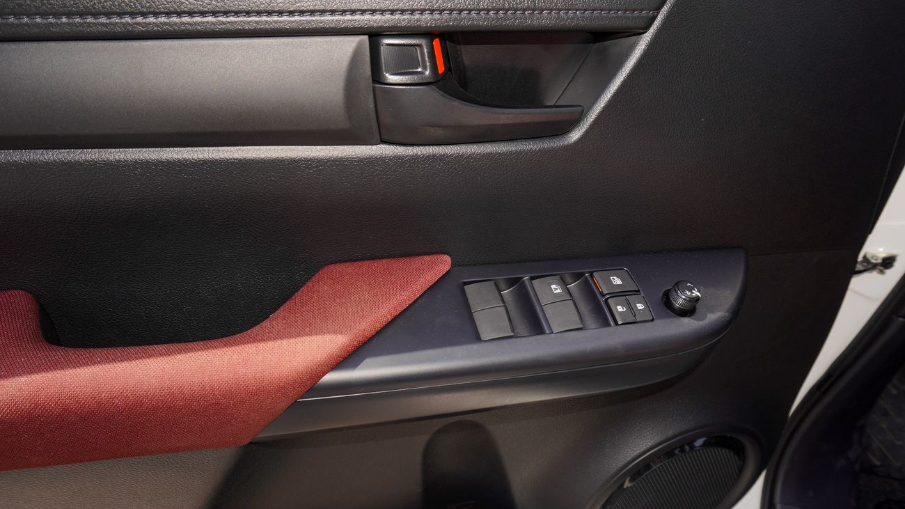 تويوتا هيلوكس GLS 2.7L  2WD A/T