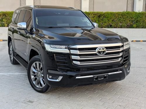 Toyota Land Cruiser VXR 2023 Twin turbo GCC specs Excellent Condition