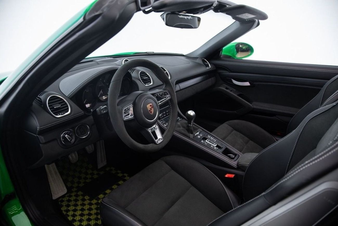 بورش 718 سبيدر WARRANTY AUG 2026