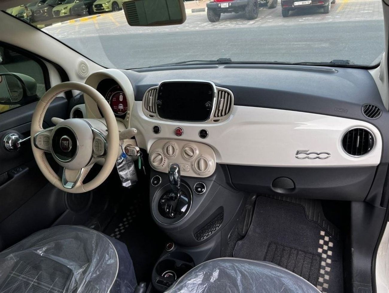 Fiat 500 Std FIAT-500 2018 GCC ORGINAL PAINT // ACCIDENT FREE // PERFECT CONDITION