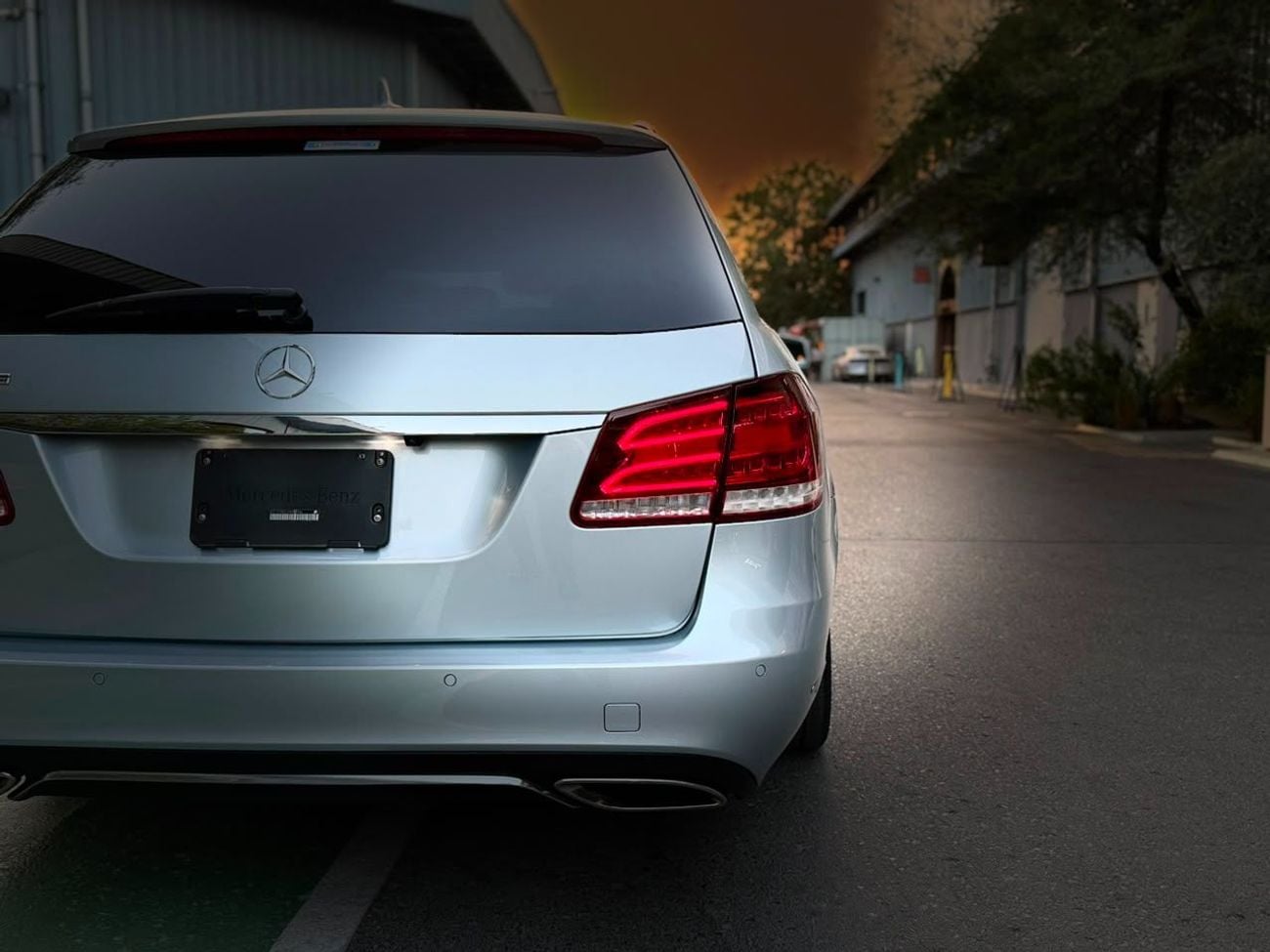 مرسيدس بنز E300 AVANTGARDE SPORT AVANTGARDE SPORT