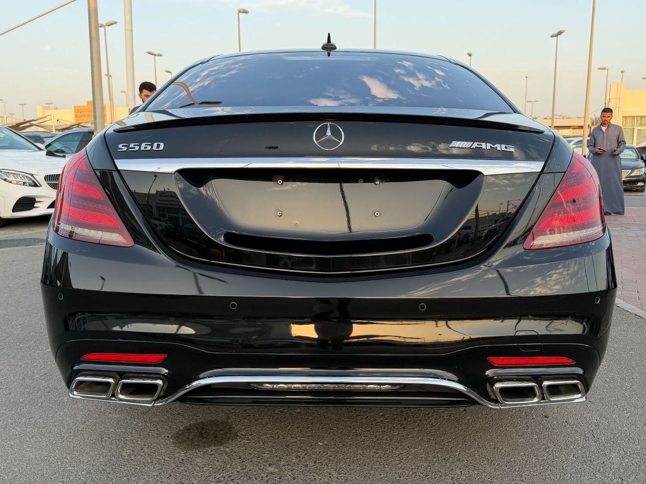 مرسيدس بنز S 560 Exclusive Edition 4.0L