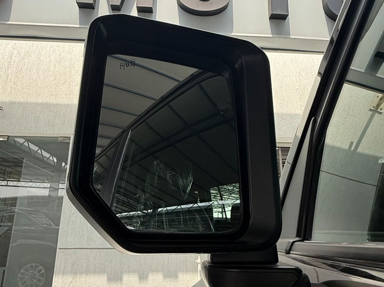 تويوتا برادو LUXURY 2.4 TURBO **EXPORT ONLY**التصدير فقط خارج الخليج***