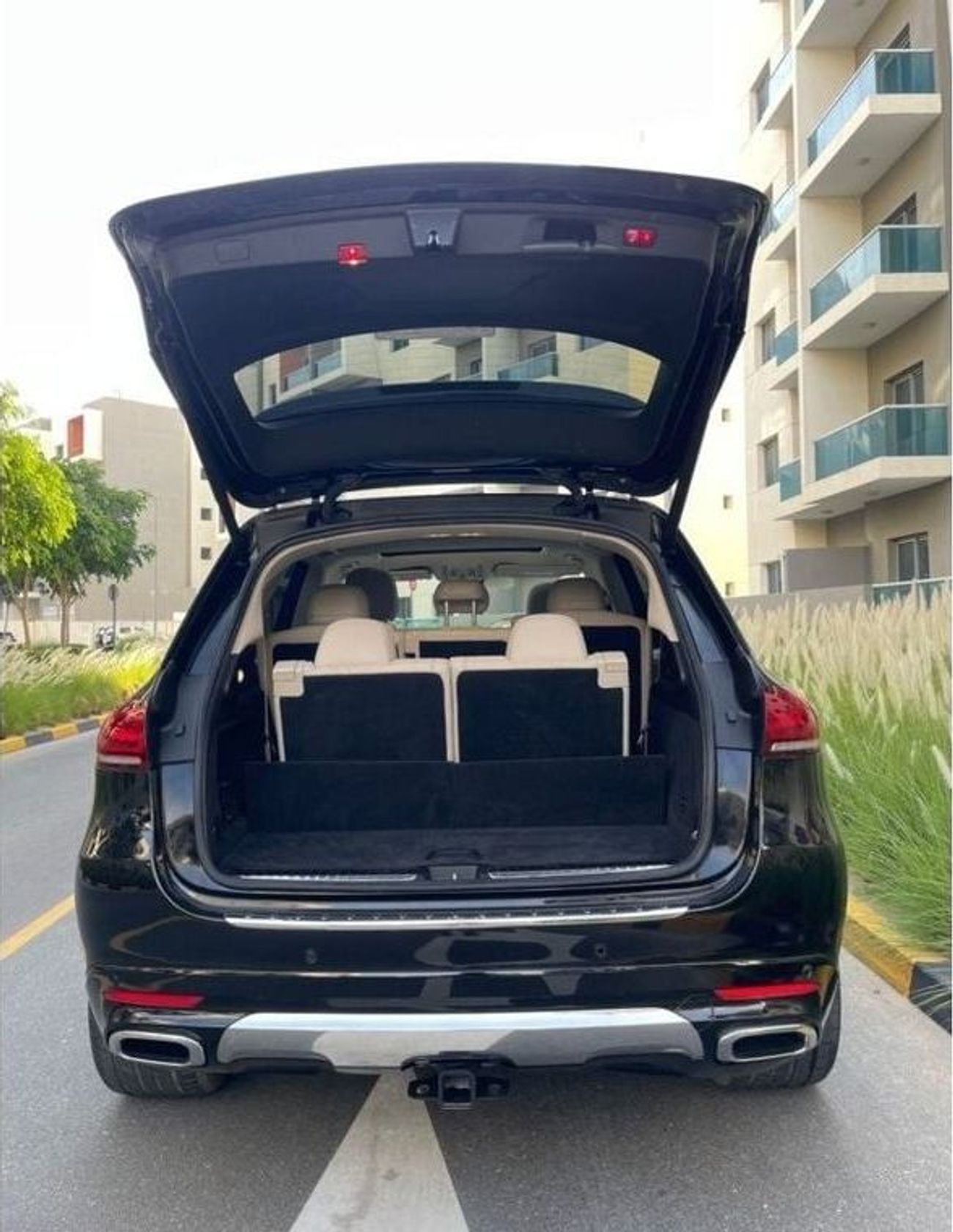 مرسيدس بنز GLE 350 2021 Mercedes Benz GLE Class 350 - 2.0L V4 Turbo - 360* CAM - Full Option 7 Seater - 26,700 Mileage