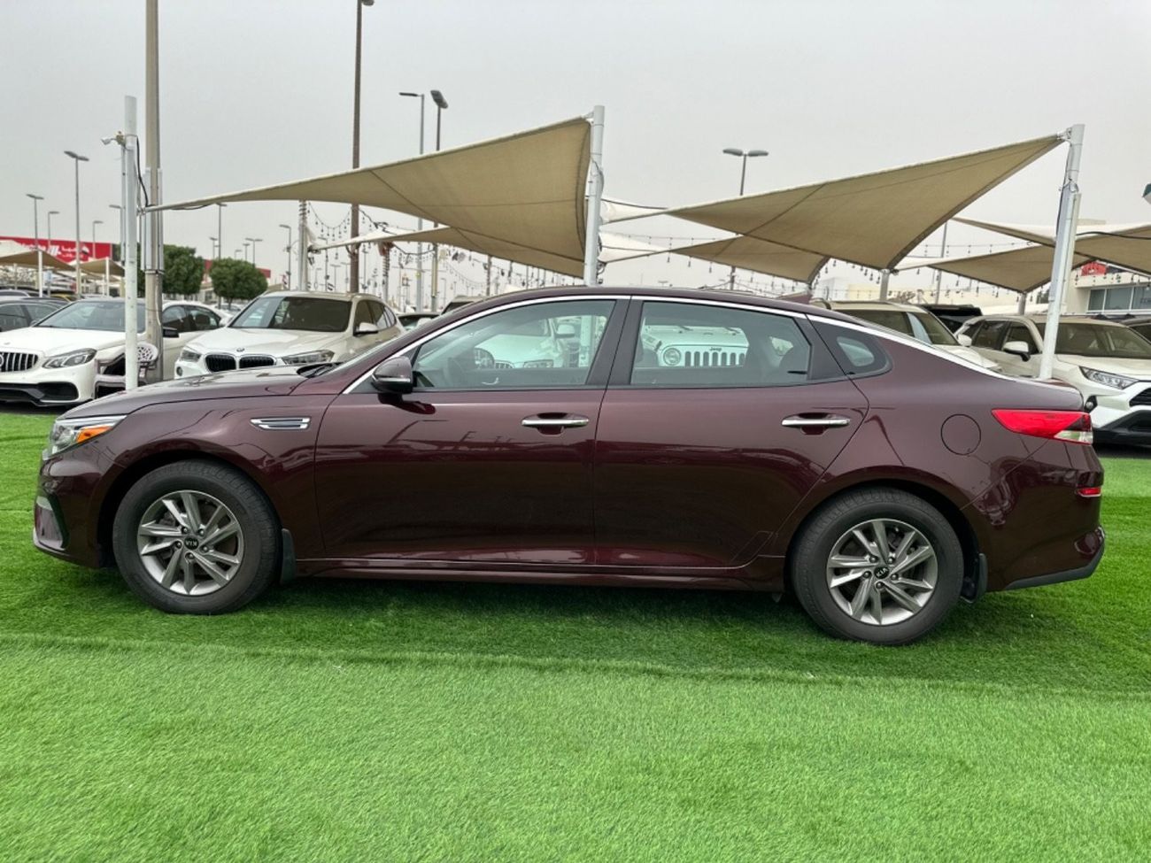 كيا أوبتيما GDI موديل 2020 السيارة حاله ممتازه من الداخل والخارج