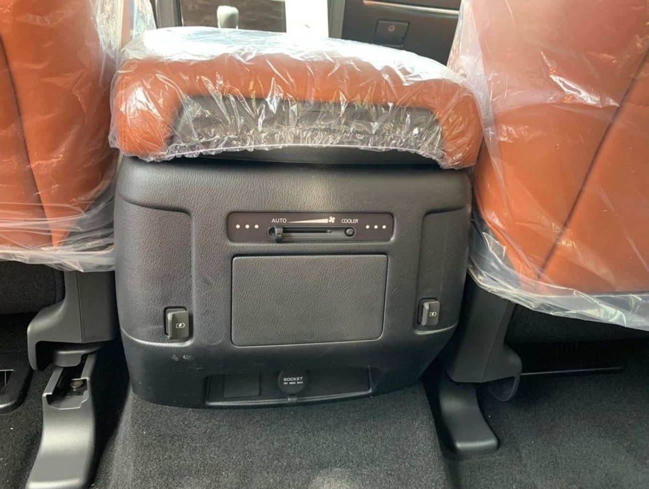 Nissan Patrol Nissan Patrol LE T2 (VVEL DIG) 5.6Ltr Petrol Model 2024