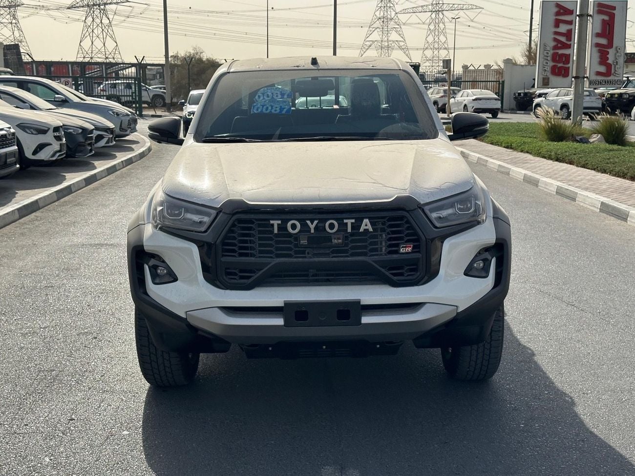 تويوتا هيلوكس GR Sport 4.0L