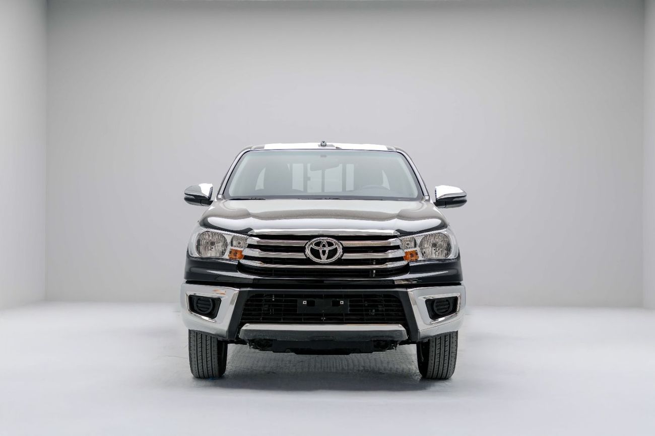تويوتا هيلوكس 2.7L -Manual - Attitude Black Inside Black | Export Only
