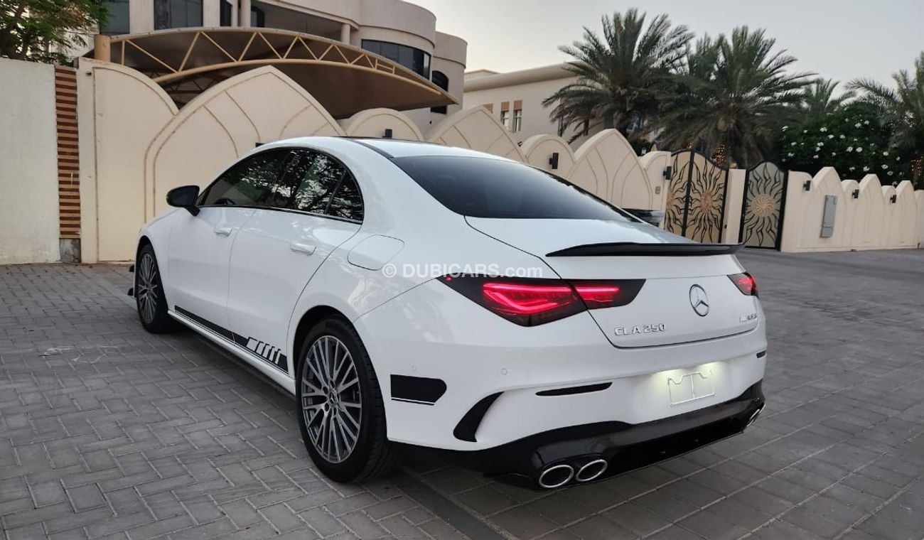 Mercedes Benz CLA250 Premium +