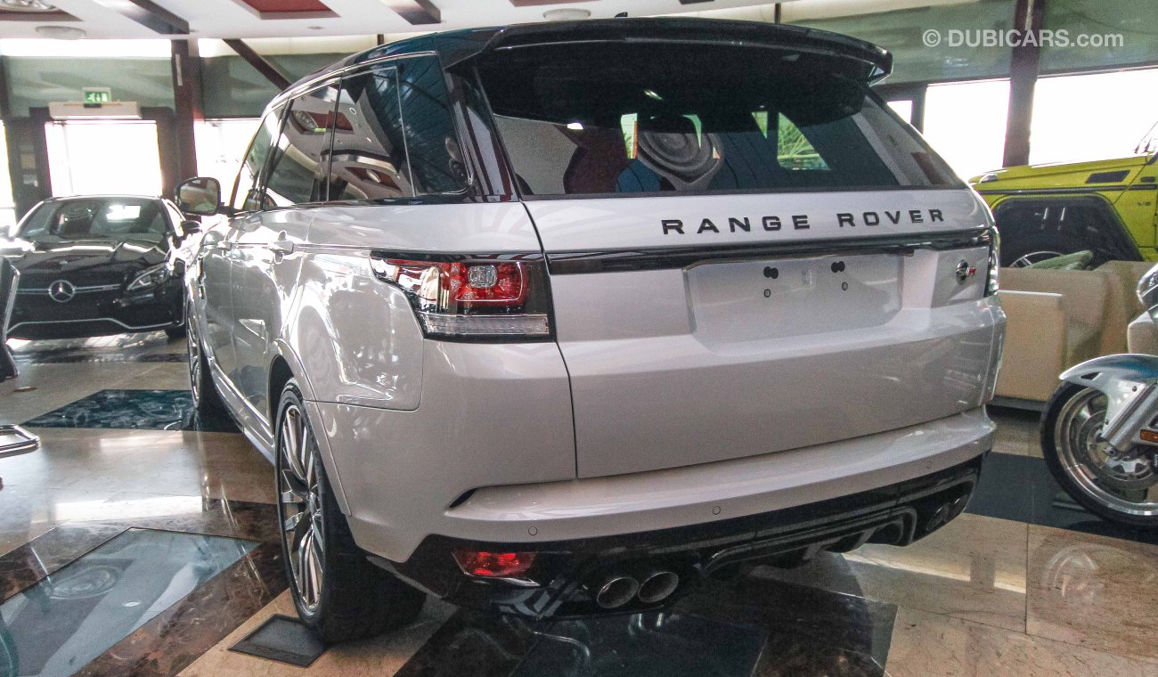 Land Rover Range Rover Sport SVR