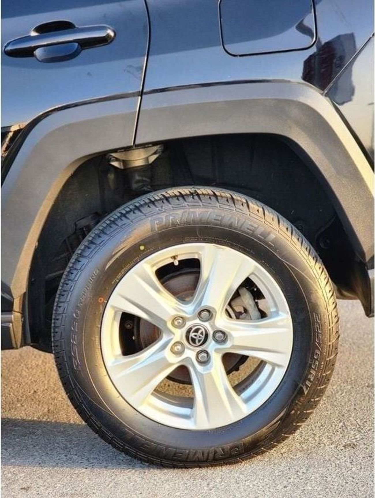 Toyota RAV4 Hybrid TOYOTA RAV4 XLE 2.5L