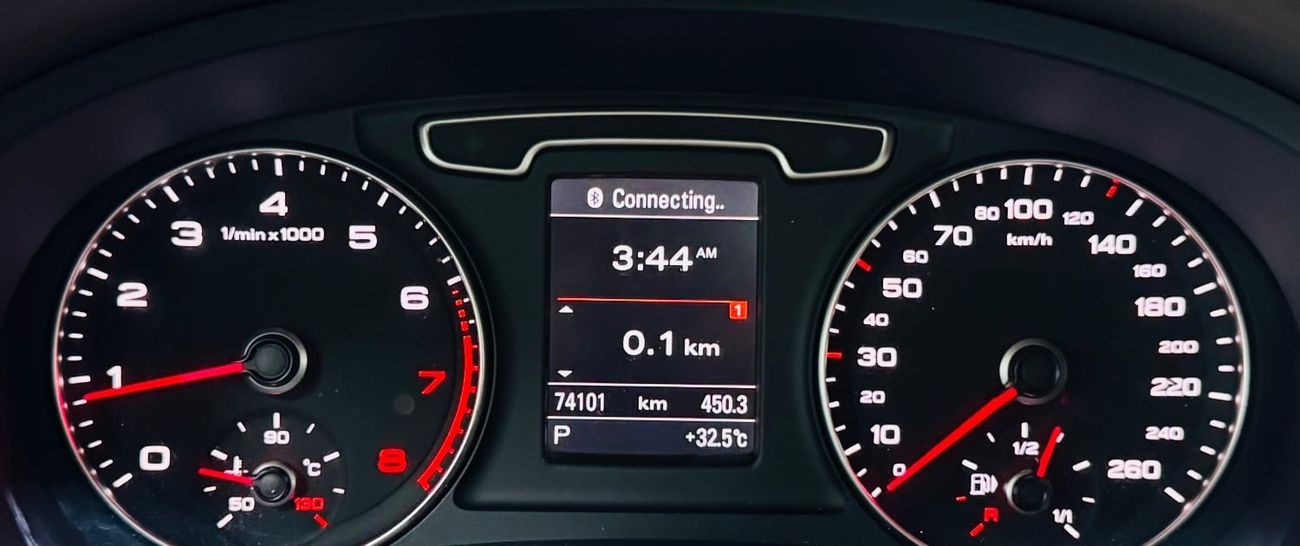 Audi Q3 40 TFSI S-Line 2.0L 4WD