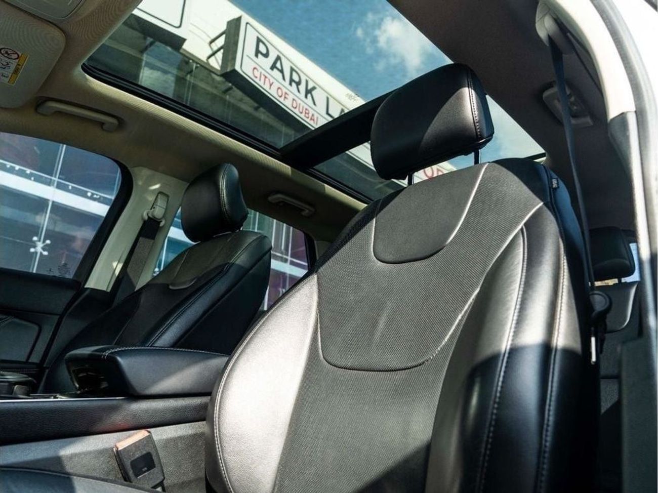 Ford Edge AED 1,573 PM • EDGE TITANIUM • ONLY 63,000 KM • FULL OFFICIAL FORD SERVICE HISTORY • FULLY LOADED